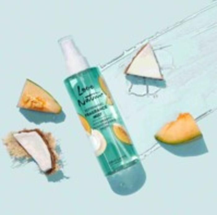 Oriflame Brume Parfumée Love Nature à l'Eau de Noix de Coco et Melon 200ml