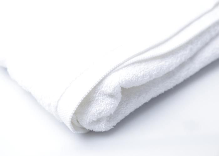 DRAP BAIN 100X150 400G  DOLORES BLANC