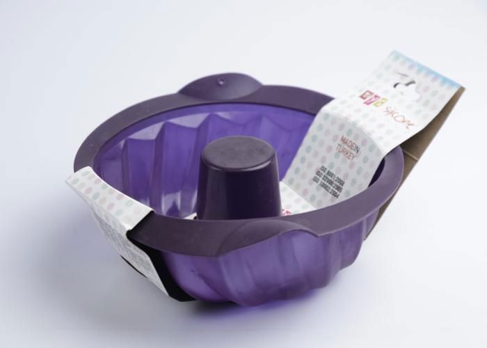 Moule à cake - MYS - 23 cm - Silicone - Couleur Aléatoire - Compatible congélateur et lave-vaisselle