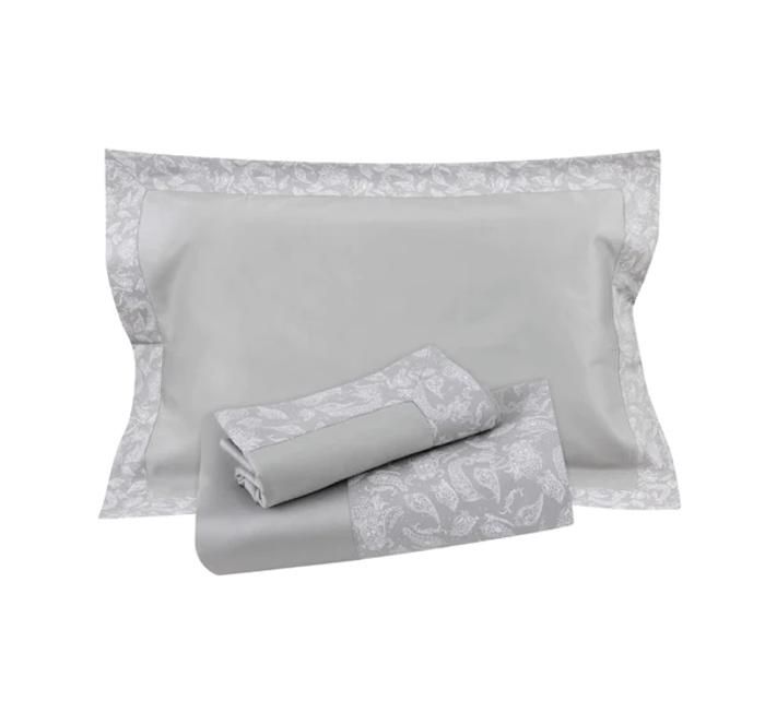 Parure de drap plat - HALE - Gris - Satin de coton 100% - 270x270 cm - Motif Paisley
