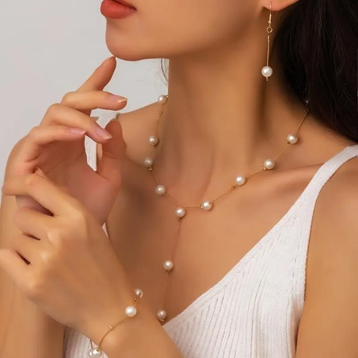 Set Bijoux Femme 4 Pièces Collier Bracelet Boucles Perles Design Intemporel Élégant et Féminin