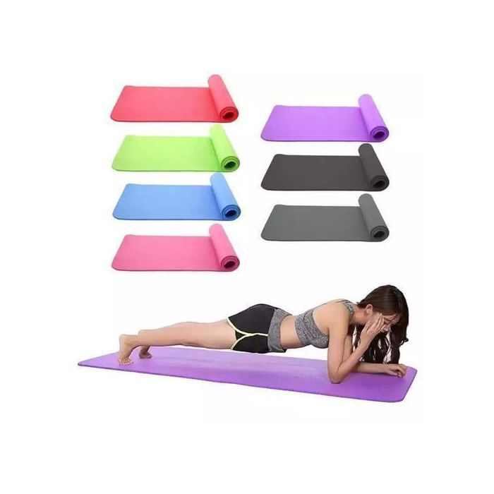 Tapis de sport en mousse 140cm x 50cm x 6.5 mm (Couleur aléatoire)