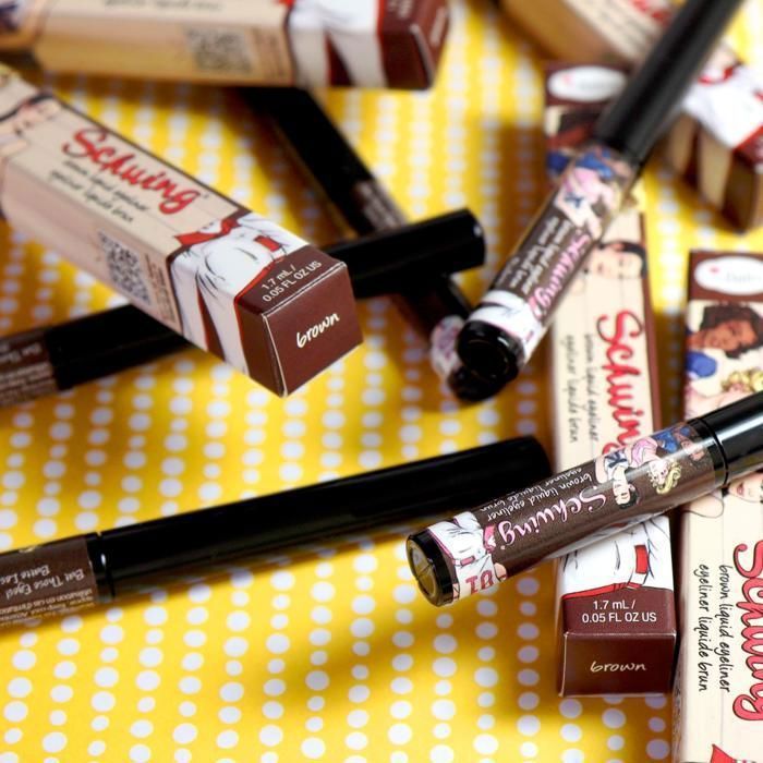 Eye liner - The Balm - Schwing - Marron - Fini mat ou métallique - Applicateur feutre