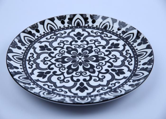 Assiette - GENERIC - Dîner en Porcelaine VC - 26,8cm - Noir - Design Élégant
