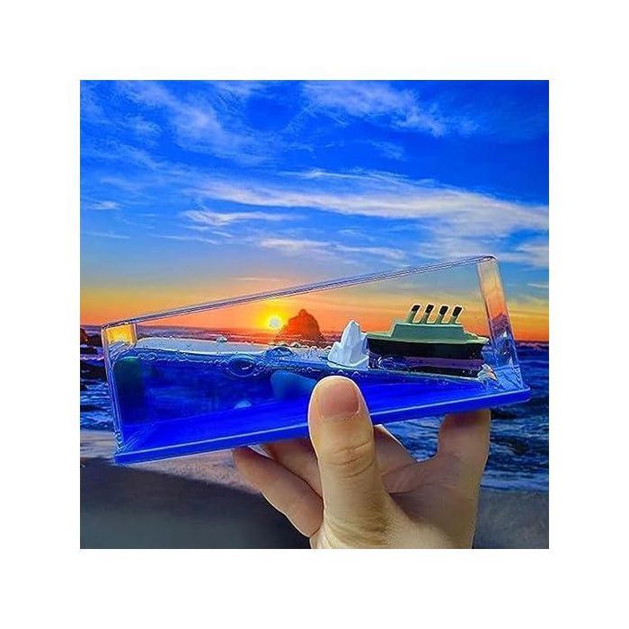 Modèle Déco Bateau de Croisière en Bouteille de Liquide, Décoration de Bureau et Cadeau de Collection
