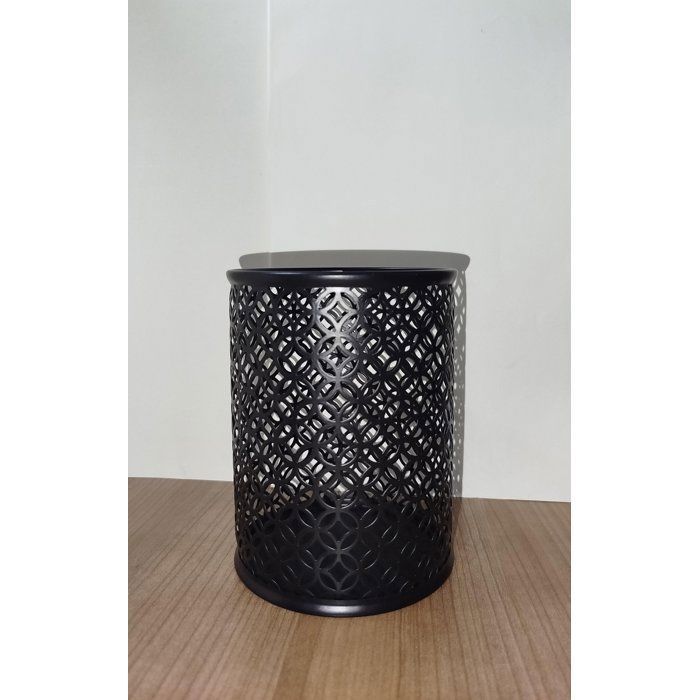Porte-stylos en métal ajouré – Design arabesque