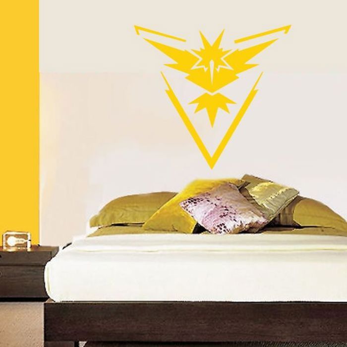 Autocollant Pokemon Go (Instinct) Stickers vinyle stick manga Jaune