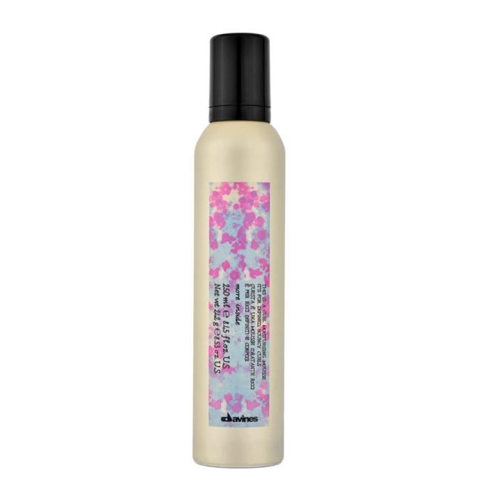 Davines More Inside C’est une Mousse Hydratante pour Cheveux Bouclés 250ml