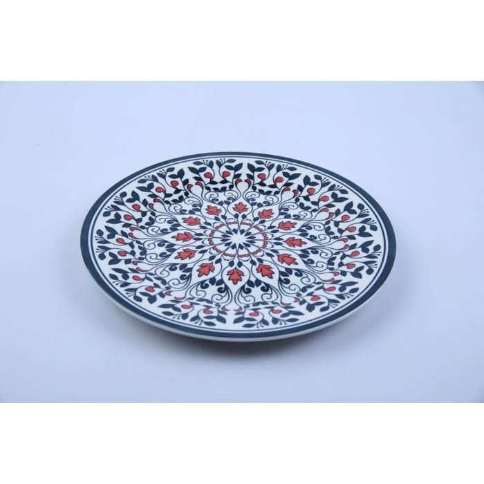 Assiette plate ronde rosace en porcelaine 17,7 cm