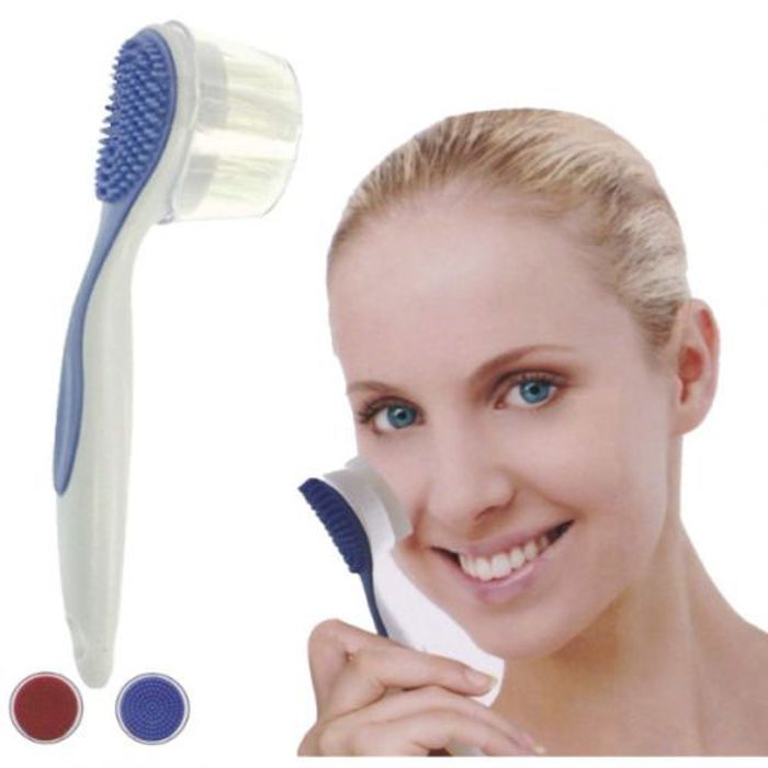 Elina Browse + éponge  pour le visage + Gommage de massage pour le nettoyage