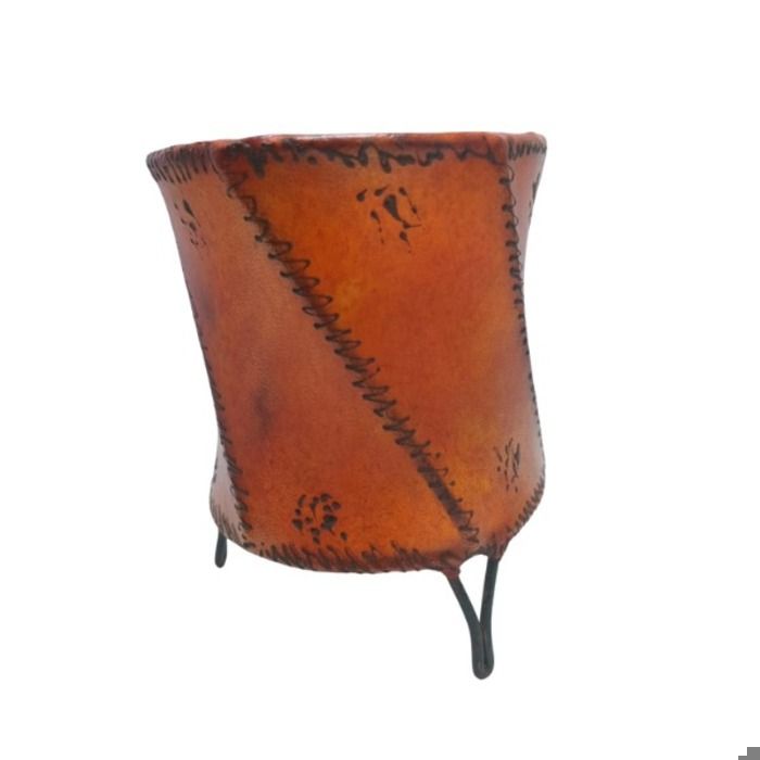 Lampe Marocaine Traditionnelle en Cuir Peint – Forme Originale & Design Berbère