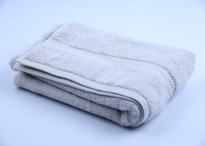 Drap de douche - GENERIC - Faro - 70x140 cm - 650g/m² - Coton gris élégant