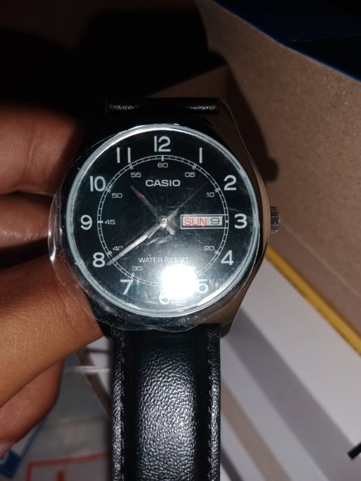 Montre Homme - CASIO - MTP-V006L-1B2UDF - Bracelet Cuir Noir - Résistante à l'eau - Quartz Analogique