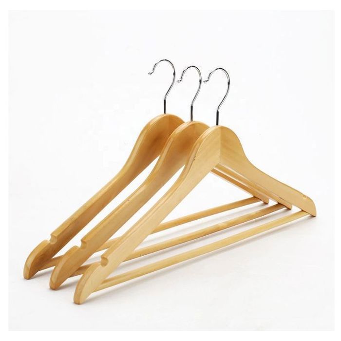 3 Cintres en Bois Verni Naturel