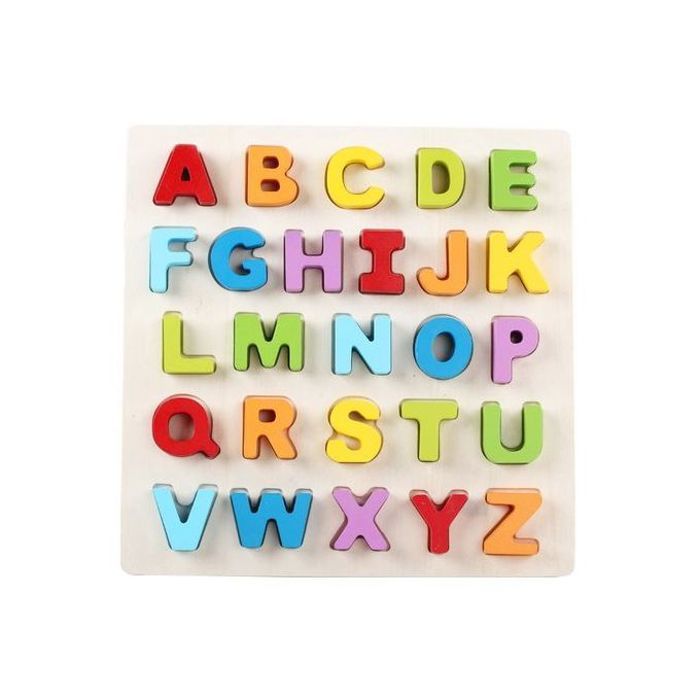 Tableau en bois des lettres majuscules à encastrer