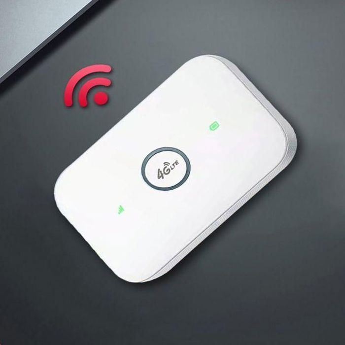 Modem Routeur Mobile WiFi 4G LTE Rechargeable avec emplacement SIM