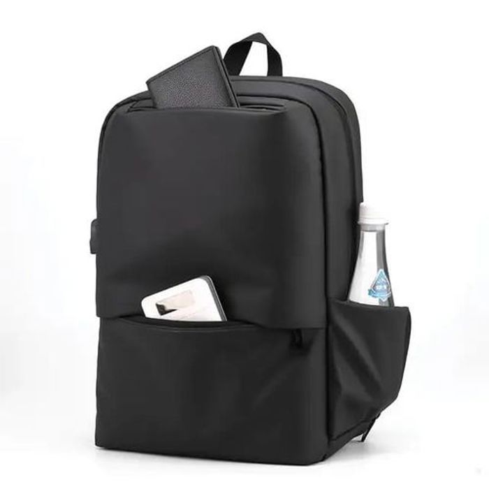 Sac à Dos - Non spécifié - Modèle non spécifié - 3 Compartiments - Port USB - Hydrofuge