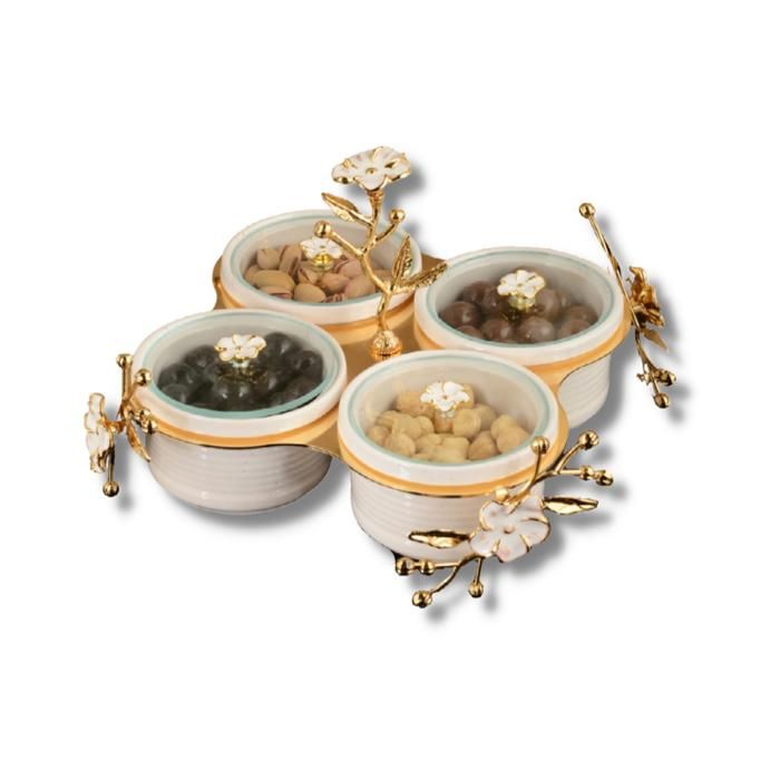 SET4 BOLS AMUSE GIRL PORCELAINE AVEC SUPPORT DORE FLORAL