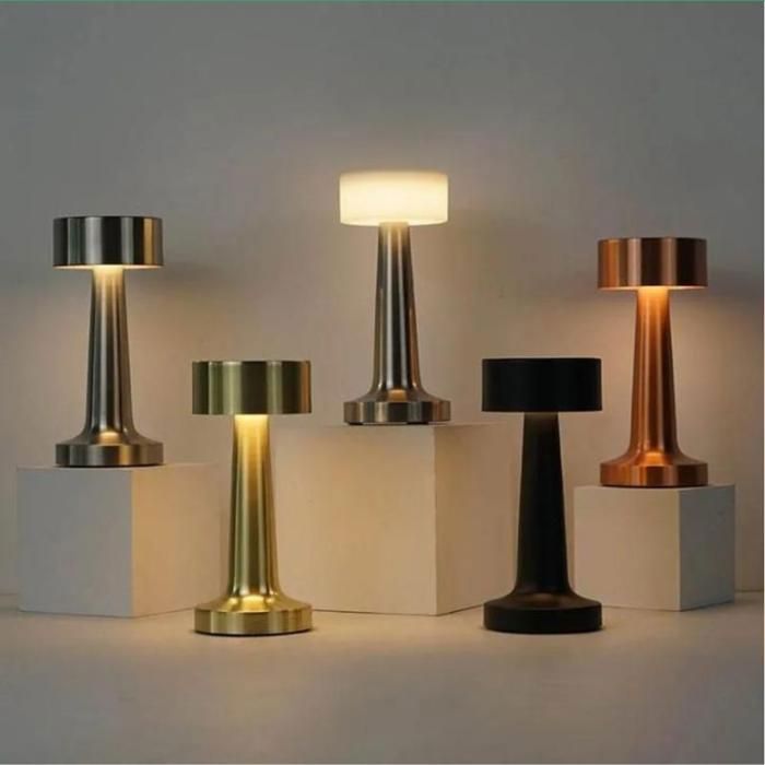 Lampe de bureau LED portable rechargeable pour Bureau,Chambre  colleur aléatoire (Couleur aléatoire)