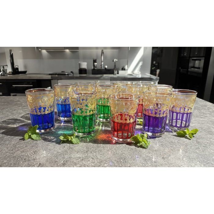 Ensemble de 12 verres marocains transparents à motifs colorés et dorés