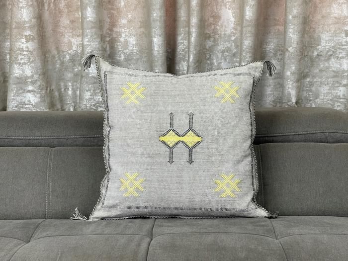 Coussin Oasis Gris Éthéré