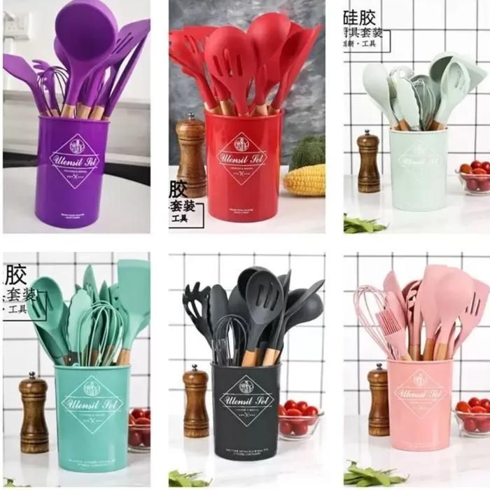 Ensemble d'Ustensiles de Cuisine 12 Pièces avec Porte-Louche en Silicone(Couleur aléatoire)