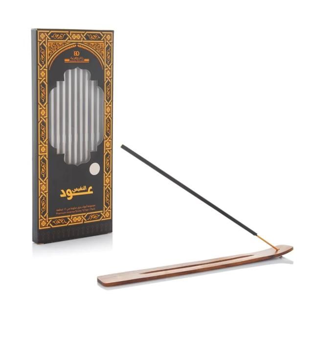 Encens Oud Al-Nafis, un paquet de 12 bâtons d'encens