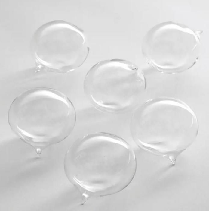 Perles décoratives transparentes