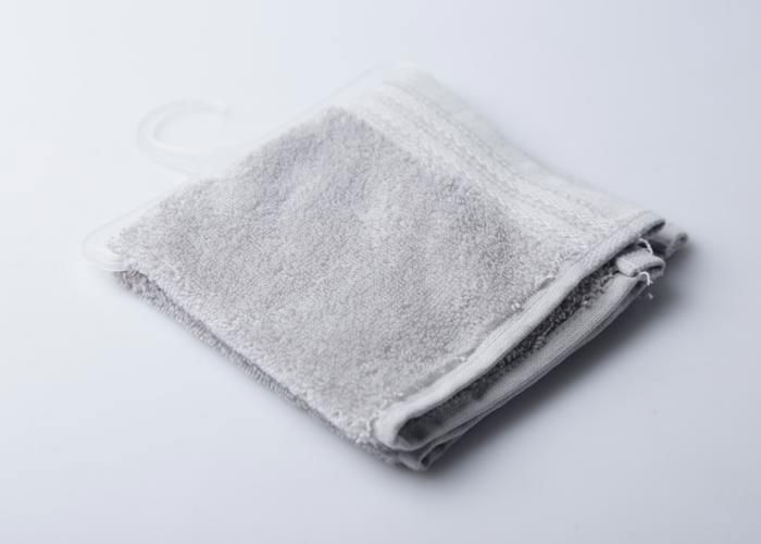 Serviette jacquard 550 GSM G959 30x30cm x1 pièce- Couleur Aléatoire