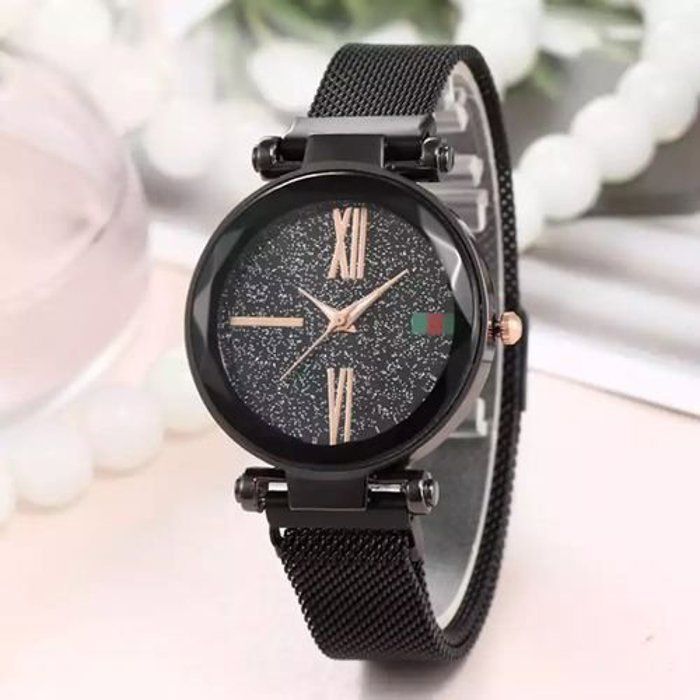 Montre - Élégance - Luxe Noir - Étanche - Précision - Chic