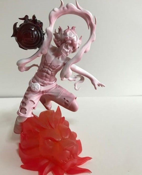Figurine luffy rose