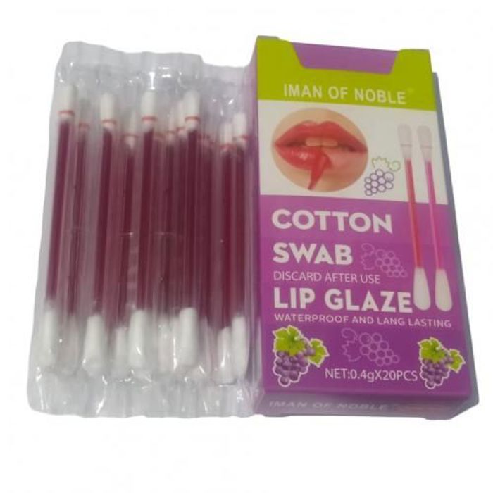 Vernis à lèvres en coton-tige rose rouge