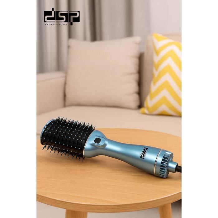 brosse à air chaud, conçue pour sécher et coiffer les cheveux simultanément.