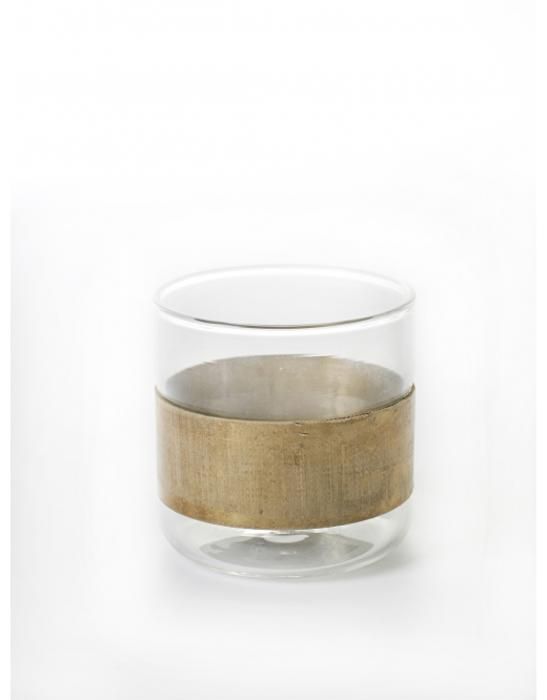 Verre avec manchon en cuivre