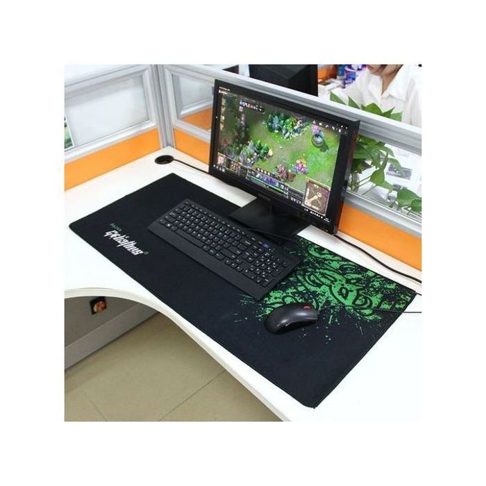 Tapis de Souris Razer Goliathus XL : Bords Cousus, Surface Micro-texturée et Base Antidérapante