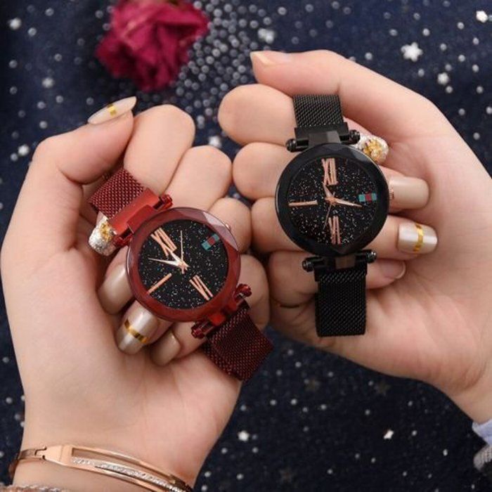 Montre - Luxe - Modèle Noir et Rouge - Mécanisme Magnétique - Style Chic - Femme