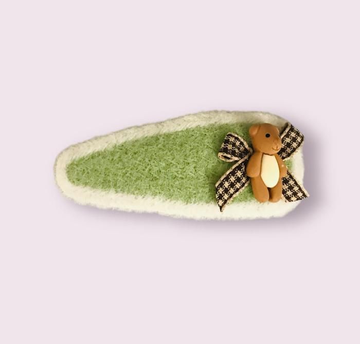 Three-dimensional bunny water drop-shaped knitted hairpin - 4