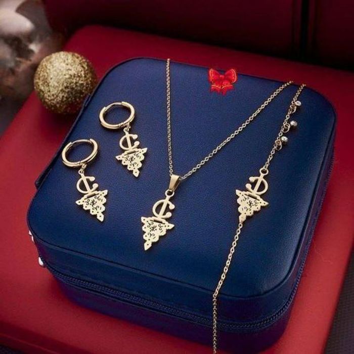 Ensemble de bijoux - Tazerzit - Acier inoxydable - 4 pièces - Doré - Résistant à l'eau
