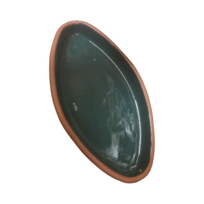 PLAT EN TERRE CUITE OVAL TAVA 26X14X3 - Couleur aléatoire