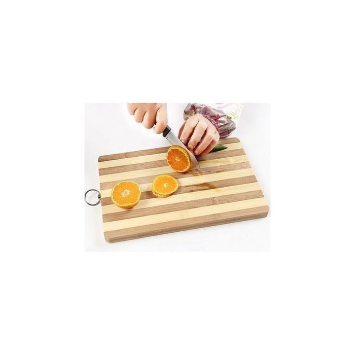 Planche à découper en bois rayé – bambou naturel – avec crochet de suspension