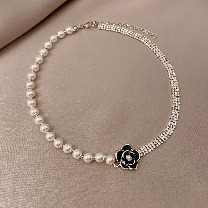 Clémentine Paris Collier élégant à la mode en forme de rose noire - CS024
