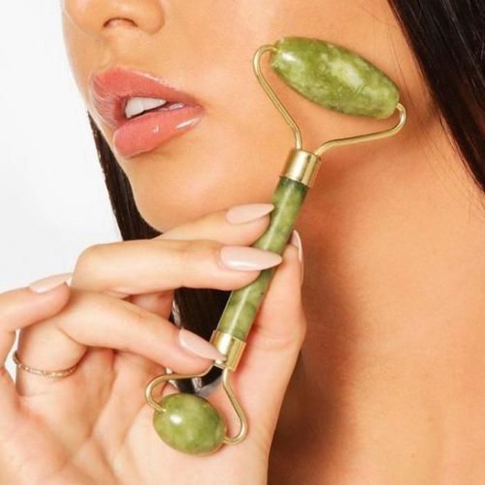 Jade Roller Rouleau massage soin pour le visage et le cou