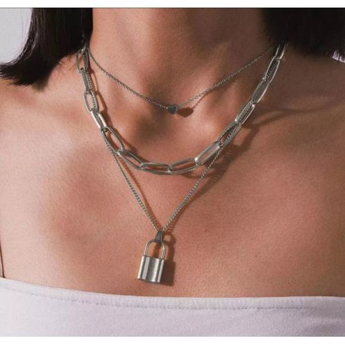 Collier - CASUAL - 3 chaînes - Doré - Pendentif cœur - Mode 2021
