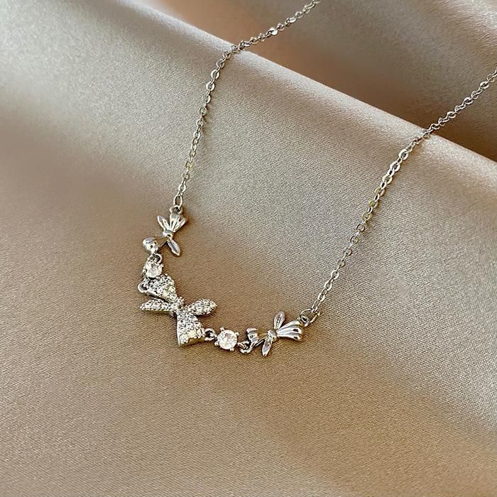 Clémentine Paris Collier en forme de nœud papillon - CS002