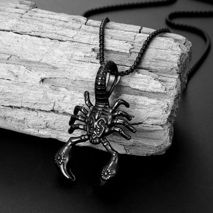 Collier - GENERIC - Pendentif Scorpion - Plaqué Or - Pour Hommes et Femmes - Bijoux Hip Hop Punk