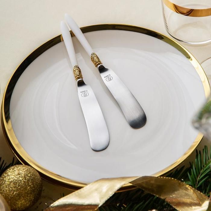 6 ASSIETTES AVEC DETAILS DORES 15cm