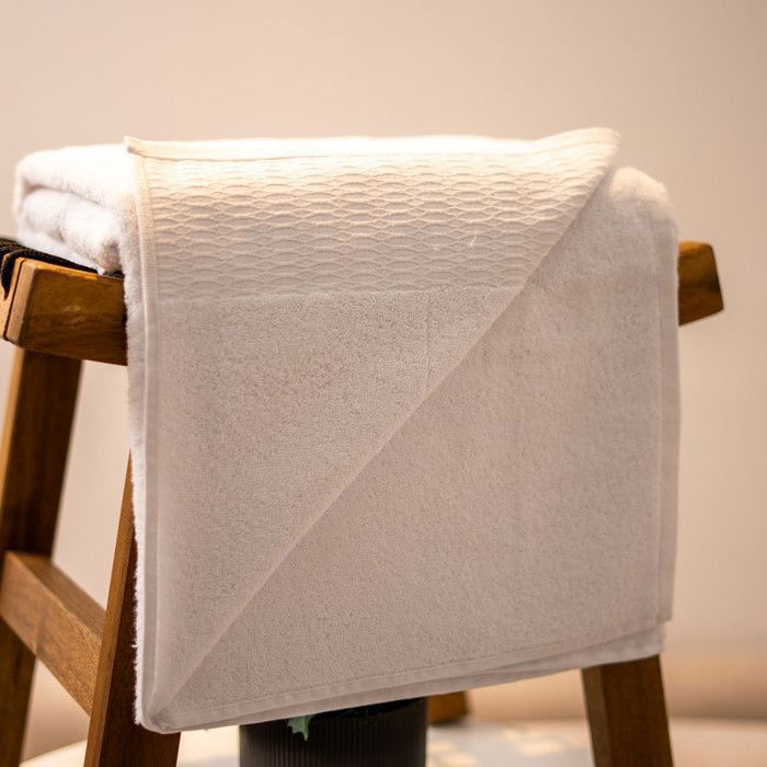 Serviette de bain - Caramela - Blanc - 100x180 cm - Coton ultra-absorbant - Toucher velouté