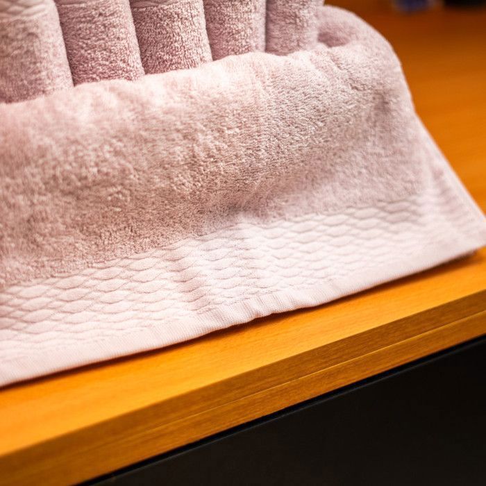 Serviette de bain - Caramela - Rose - 40x70 cm - Coton ultra-absorbant - Toucher velouté