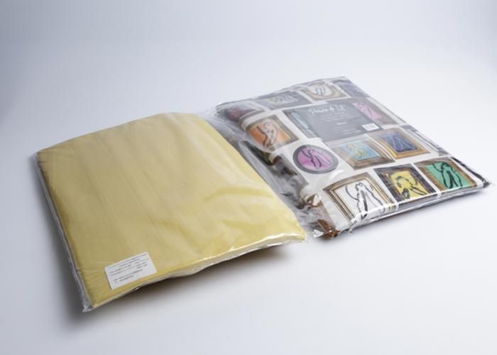 Parure de lit : drap plat 240x300 cm + drap-housse 180x200 cm + 2 taies d'oreiller 50x70 cm 100% coton