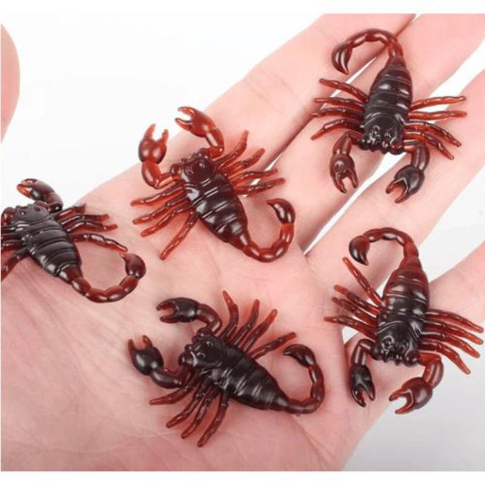 Pack De 10 pcs Scorpions en Plastique